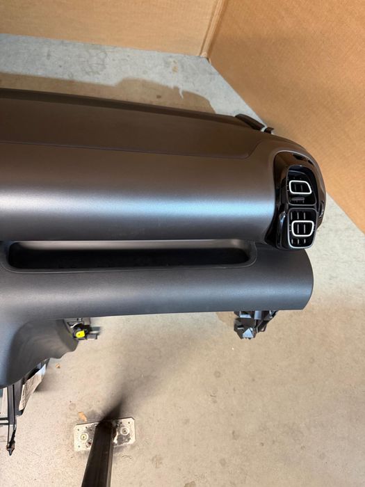 Plansa bord citroen c3 aircross