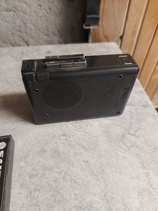 Уолкмен Саньо, оригинален Японски