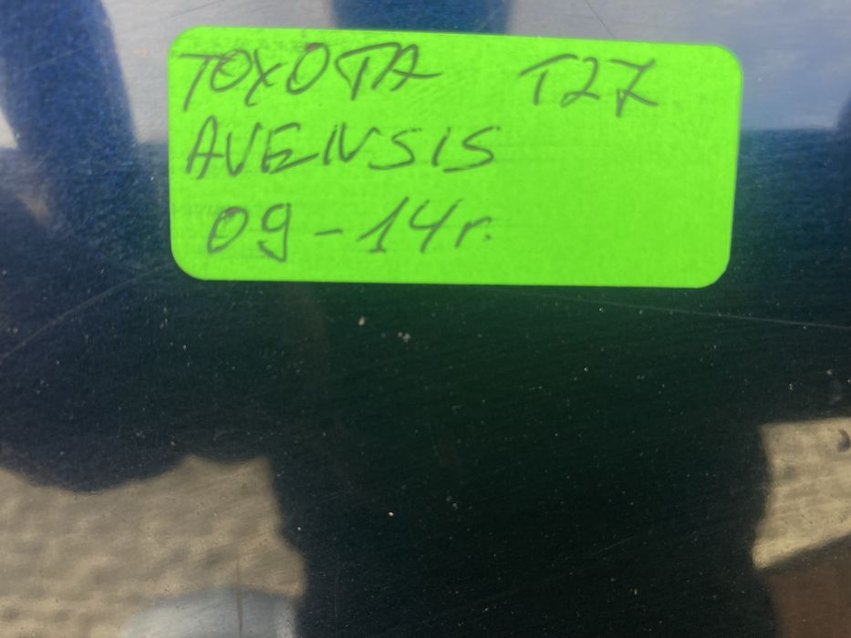 Преден капак за тойота авенсис/ Toyota avensis T27 09-14г