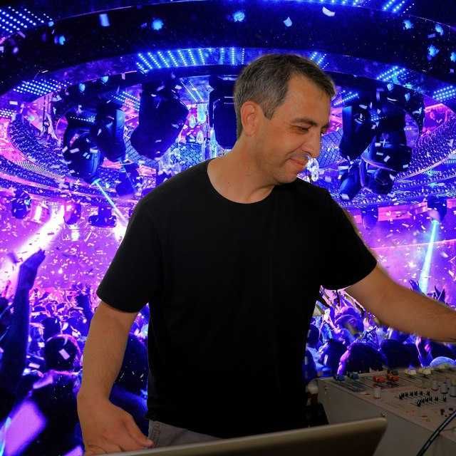 Прокачай своё событие с профессиональным диджеем!