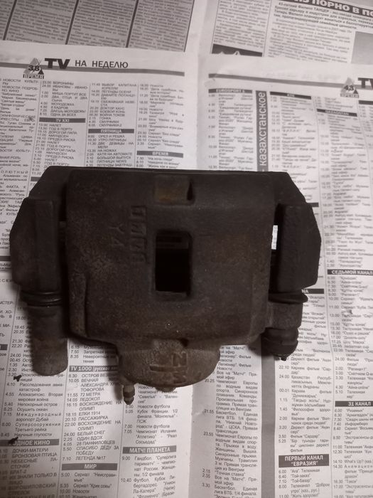 Суппорт передний тормозной