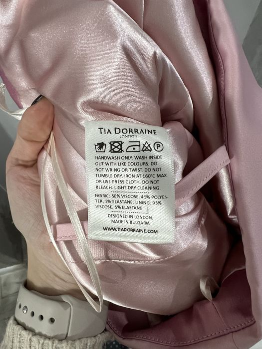 Официална рокля Tia Dorraine