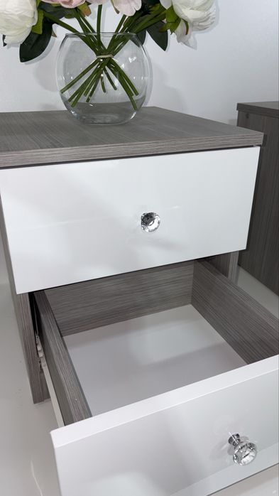 Set 2 noptiere moderne alb lucios