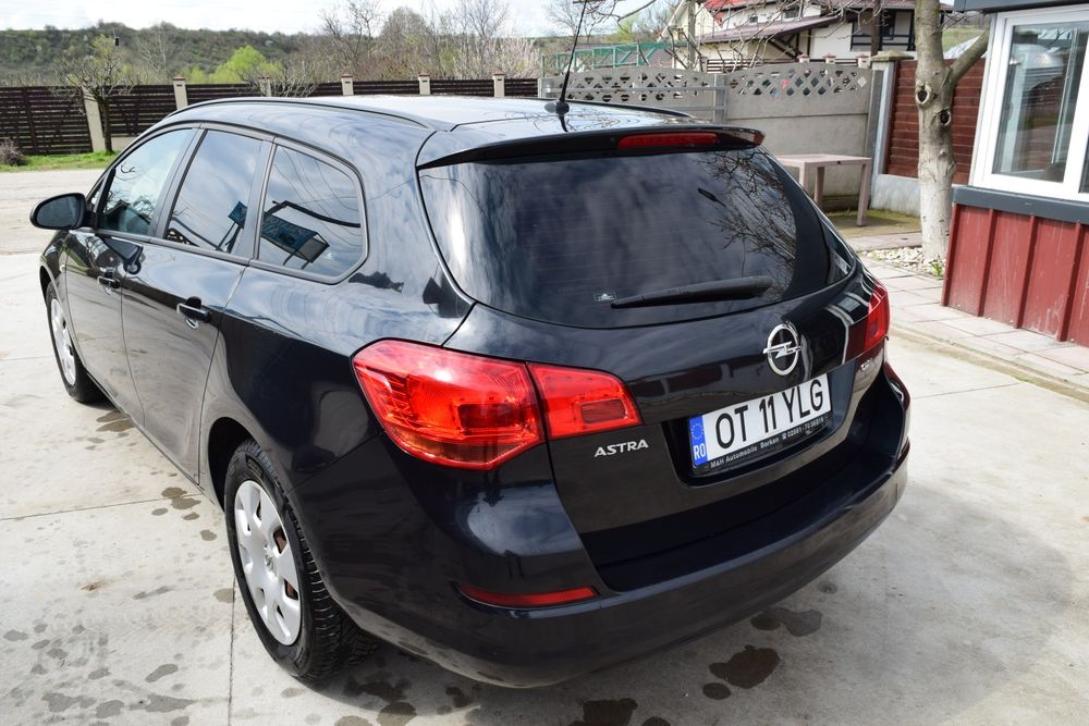 OPEL Astra 2013 — imagine 2