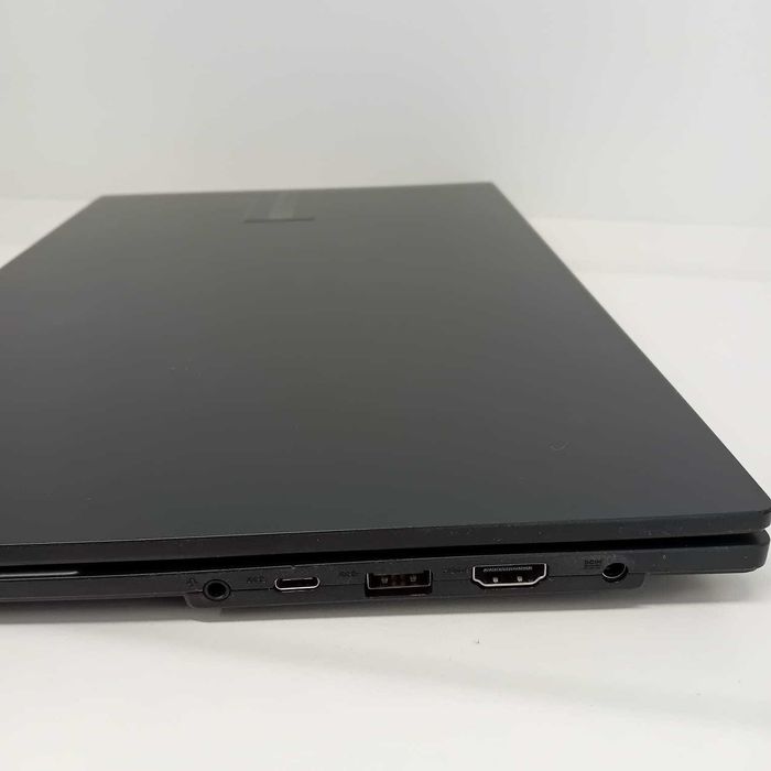 Laptop Asus VivobookGo (ag49 Esplanada b.7908) Garantie 2 Ani