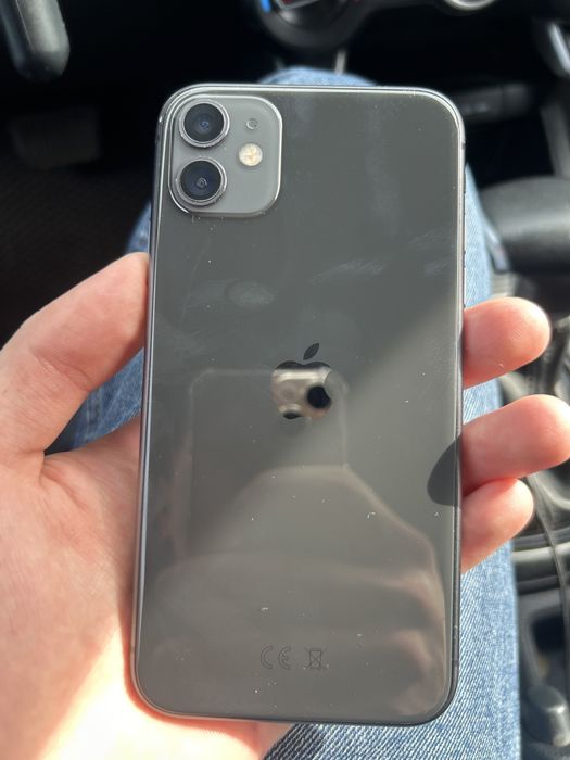 iPhone 11 черный