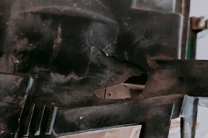 Far dreapta cu defecte 084441136R BMW Seria 3 E46 (facelift)