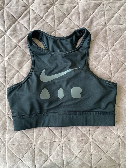 Бюстиета Nike размер S