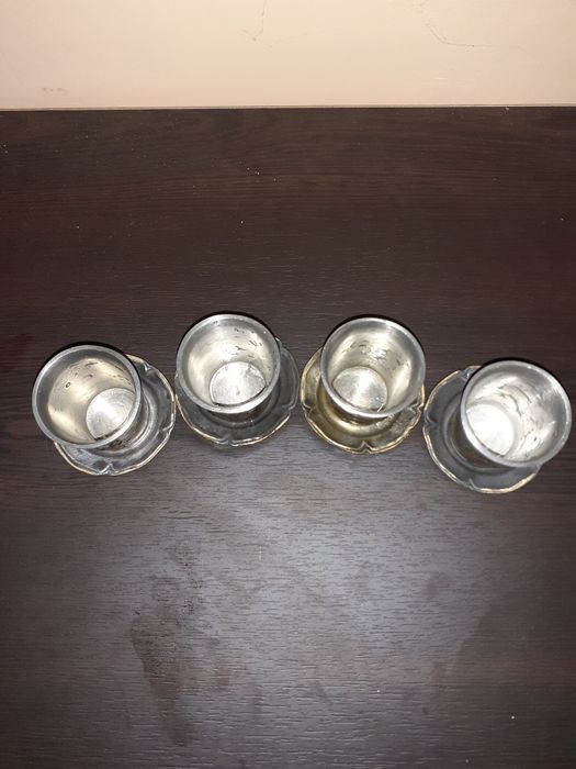 Сервиз от калаени чаши за ракия