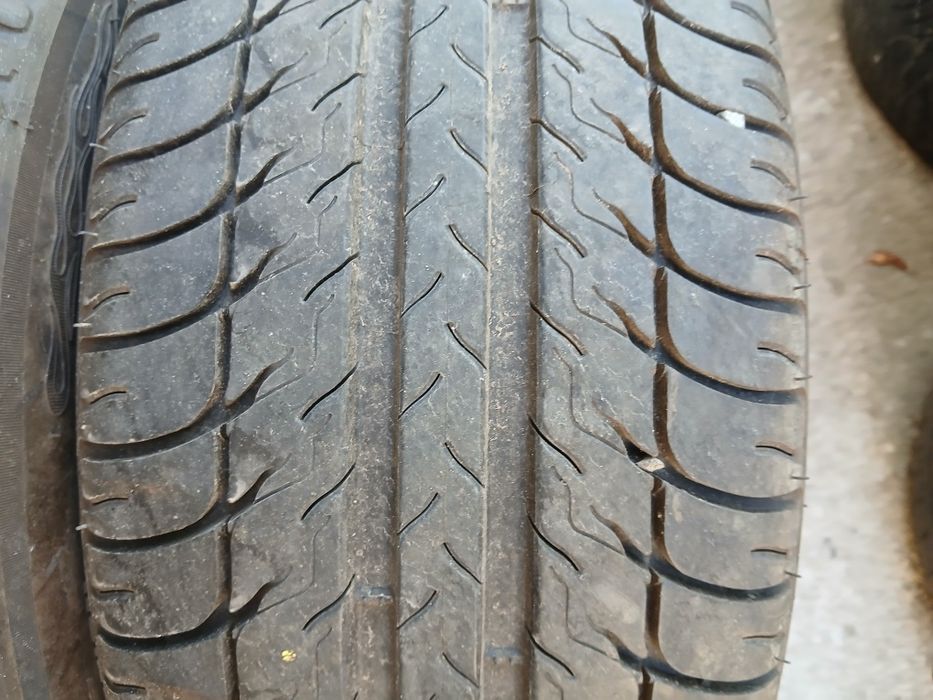 Летни гуми 16цола BF Goodrich 205/55/16-7мм-грайфер 2020година