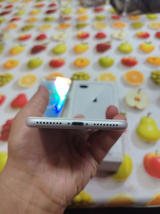 Iphone 8plus 64gb