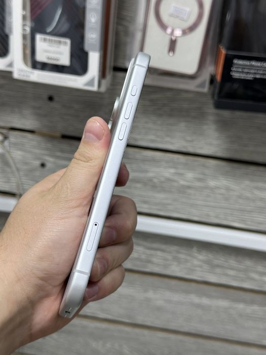 Iphone 17 Pro Max 256 Gb 100% ideal sotiladi