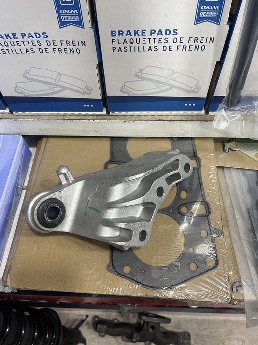 Korobka podushka kranshteyn GM