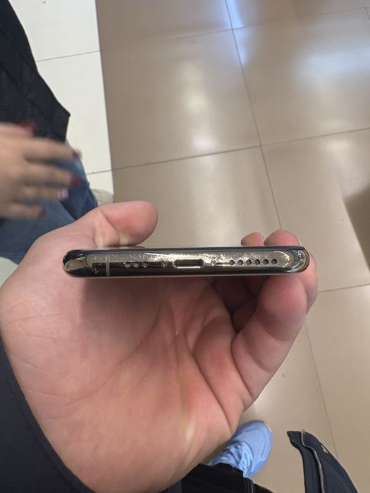 Продам айфон хс 64гб идеал