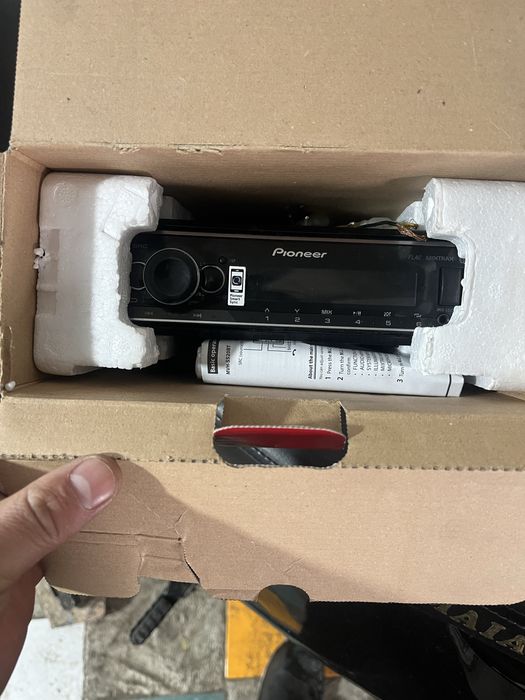 Магнитола Pioneer MVH-S 520 BT