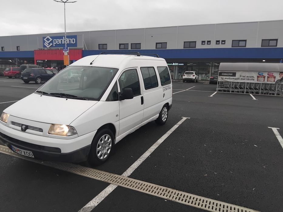 Vand pejo expert .an 2004 motor 2 liti hdi