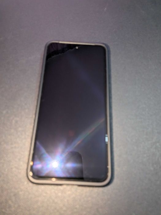 Google Pixel 8 - 128GB, 8GB RAM, 5G, Hazel
