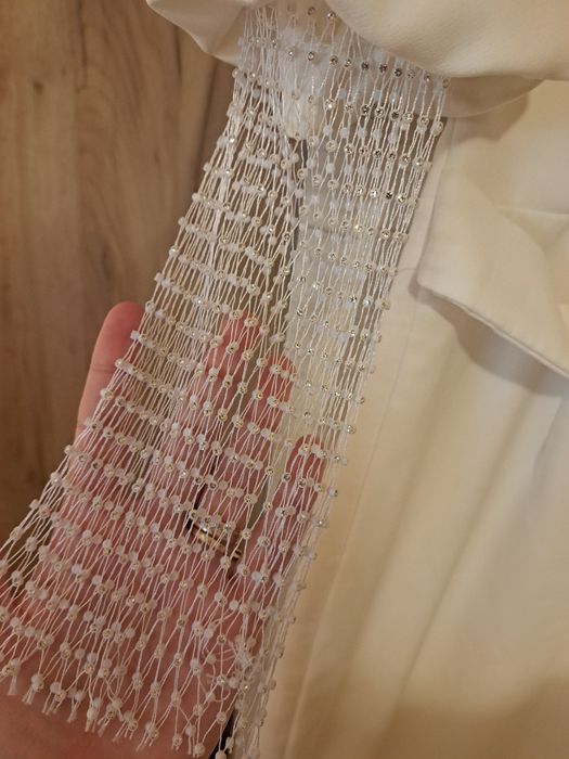 Rochie alba ideala pentru starea civila