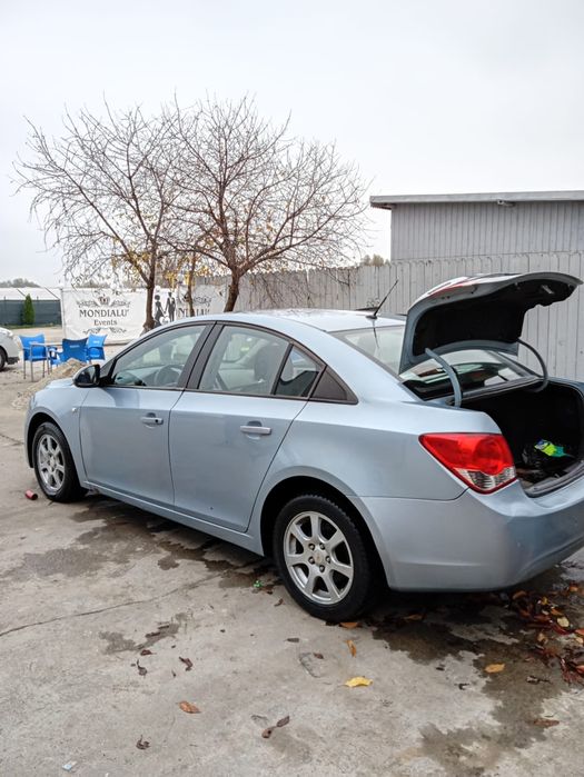 Vând Chevrolet Cruze 2.0d
