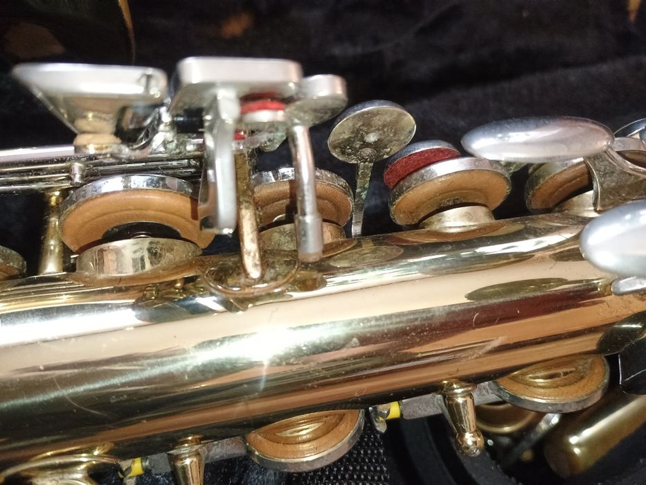 Саксофон Amati 22