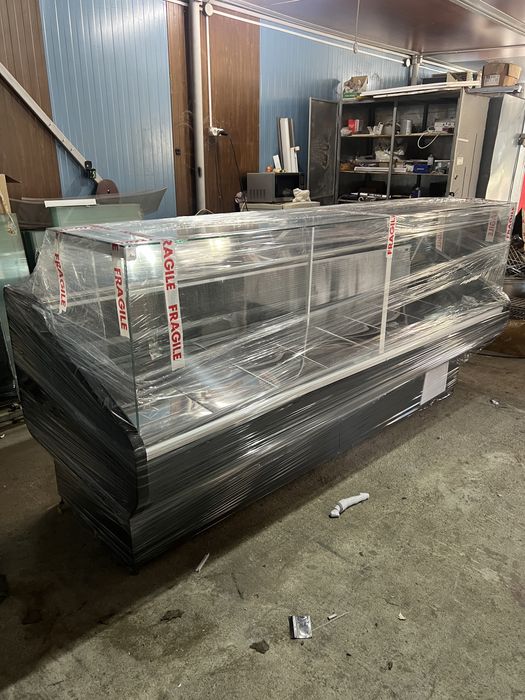 Vitrina frigorifica cu geam drept 200cm