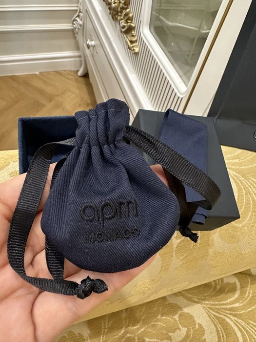 Пусеты Graff бабочки от APM Monaco