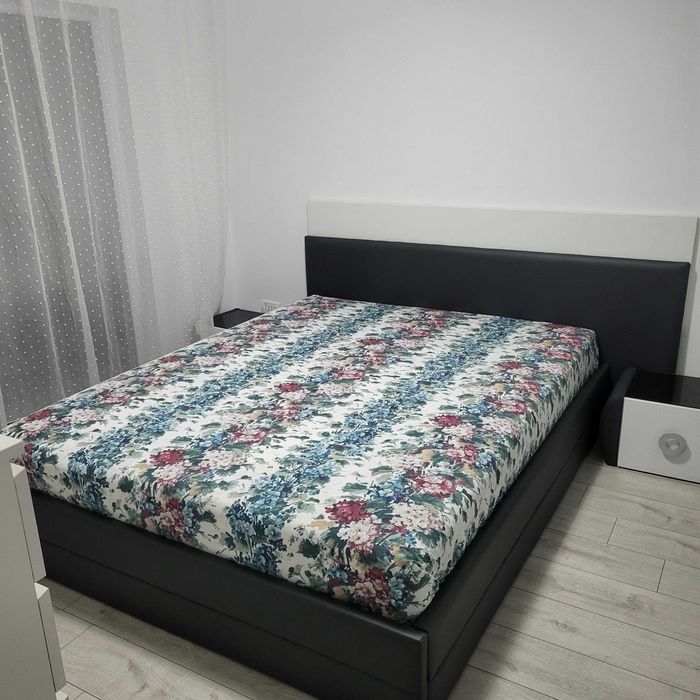 Vand apartament cu 3 camere in Medgidia