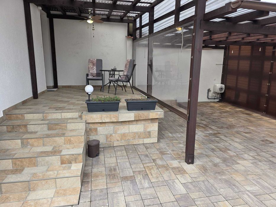 Apartament 100 mp  în Sibiu  zona Sub Arini - curte  -  ideal locuire / activitate profesională