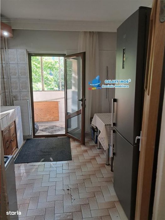 vanzare ap cu 3 camere cf 1 dec  . TRIVALE  .