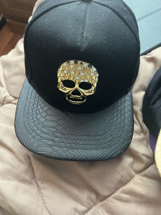 рапърски шапки на брой