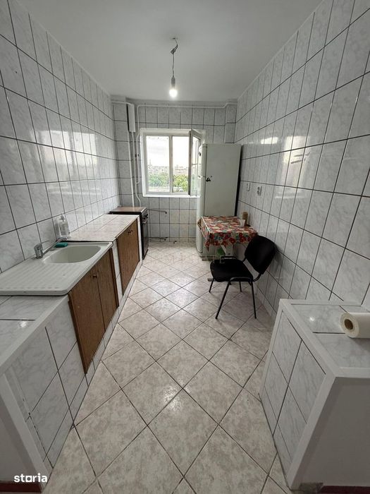 2 Camere Decomandat Zona Crangasi — fotografia 3