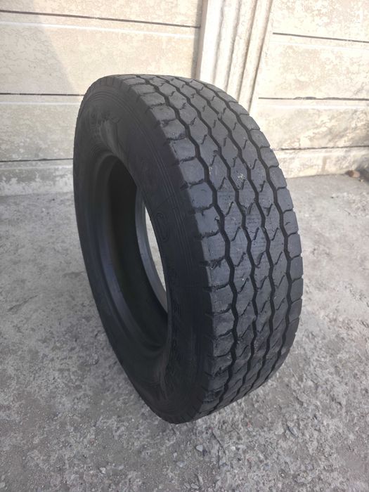 Шины бу 245-70 R19.5