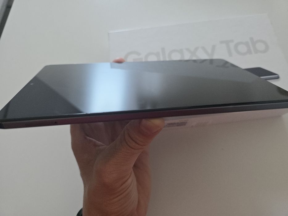 Samsung Galaxy Tab A7 Lite , Slot SIM