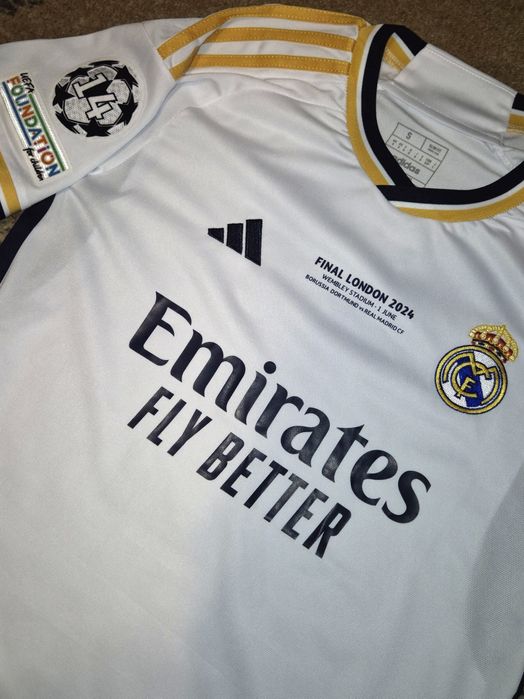 Тениска Real Madrid 23/24 домакински екип, размер S