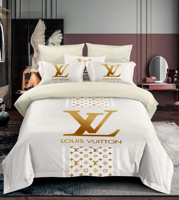 Lenjerii Louis pe stoc