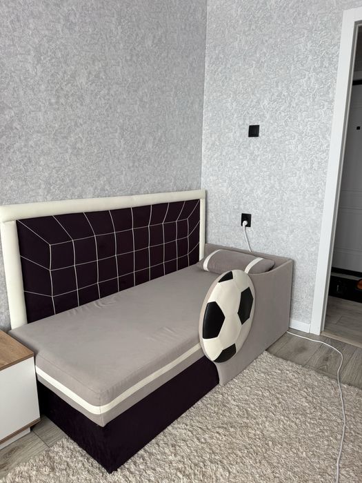 Продам детский диван