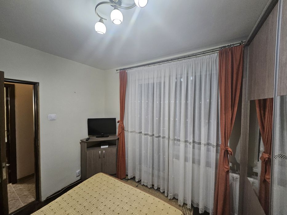 Apartament 3 camere de inchiriat