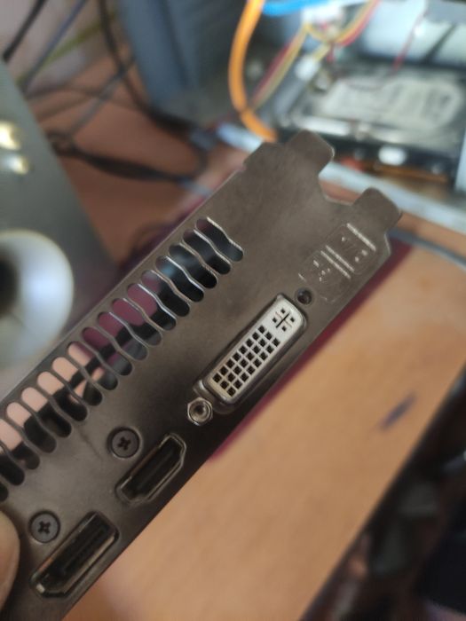 Видеокарта Asus gtx 760 2/256 состояние отличное.