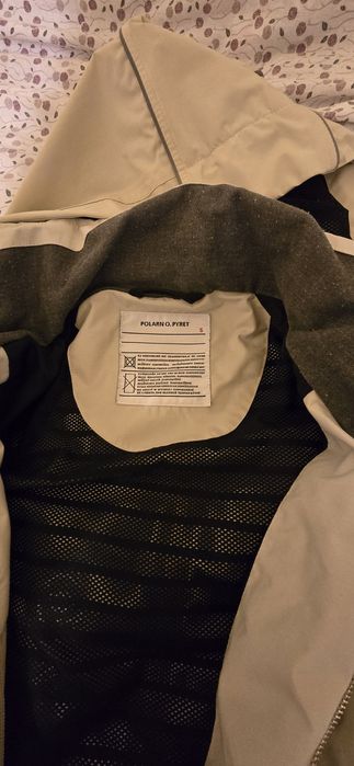 Vând Geaca de toamna / primăvara