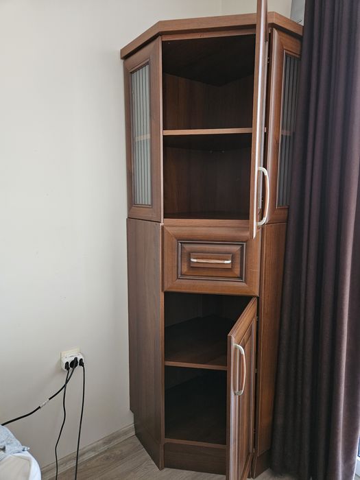 Шкафове за всекидневна  3 броя .