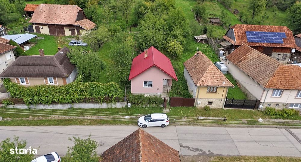 Casa de vanzare, Comuna Sancraiu, ideala pentru locuinta sau agroturis