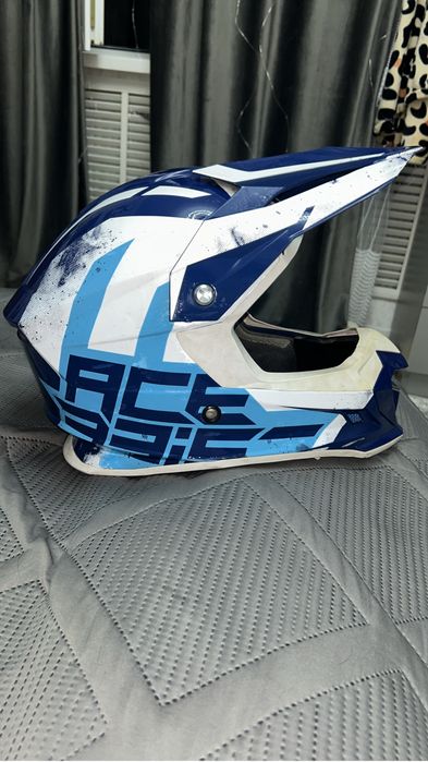 Шлем кросовый эндуро