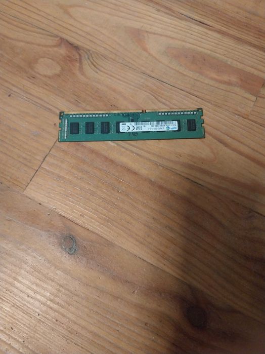 4GB 1Rx8 PC3-12800U-11-13-A1 RAM