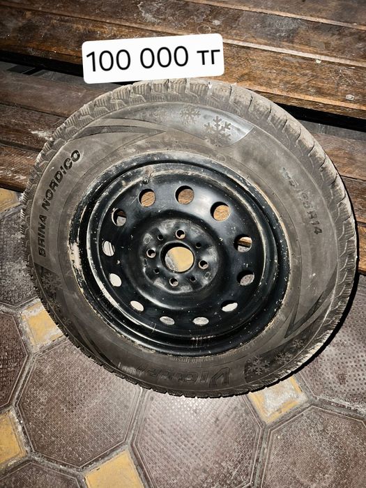 Комплект диски с резиной .зима