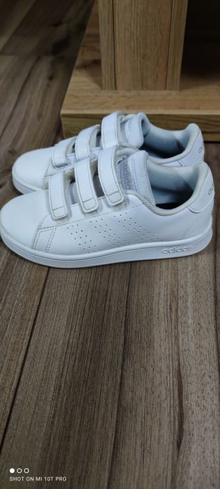 Papuci Adidas baieti Nr 30