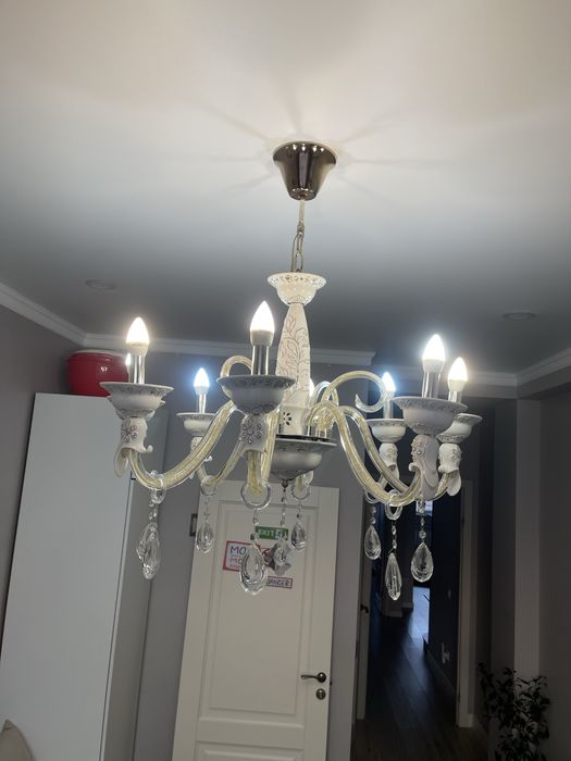 Люстра + один бра