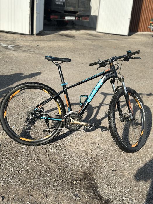 Продаи велосипед GIANT