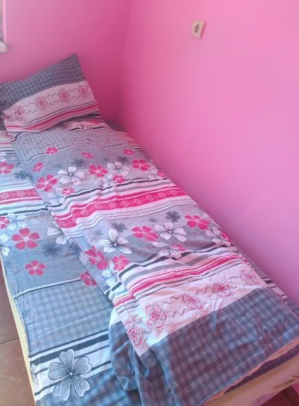 легла под наем гр. Костинброд,нощувки, стаи под наем за работници