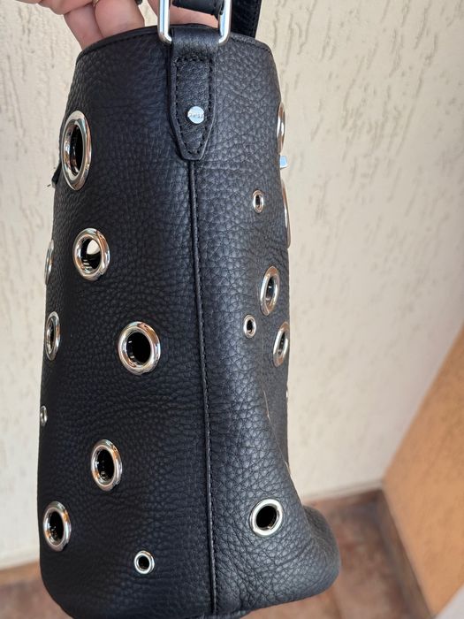 Чанта естествена кожа Alexander Mcqueen