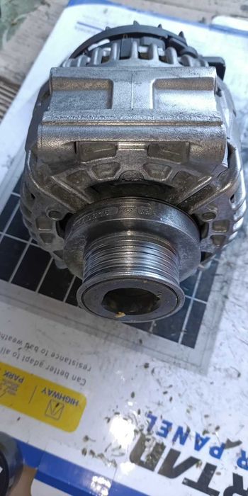 Alternator mașină DACIA Logan 1, 6 mpi